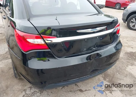 2013 Chrysler 200 Touring из США, поврежденный, VIN 1C3CCBBBXDN539172